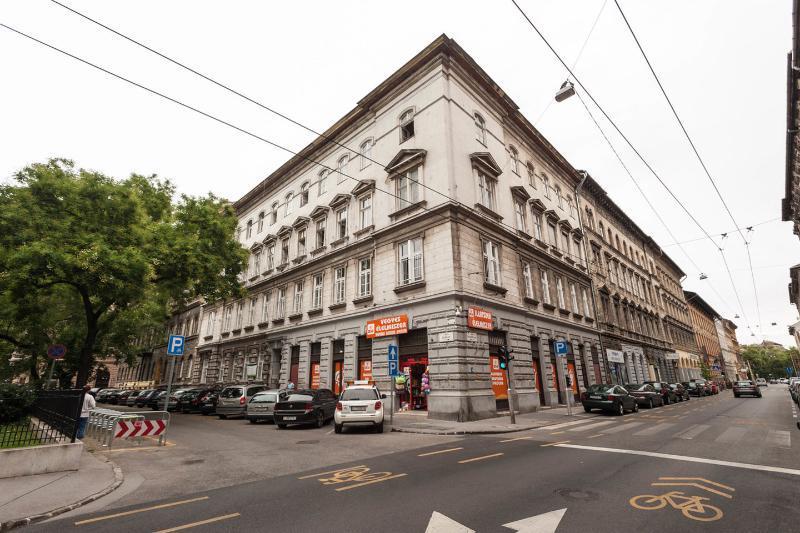 The Grand Budapest Apartment Exterior foto